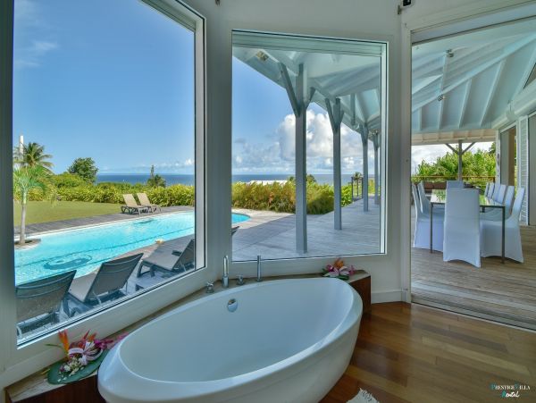 Guadeloupe Home 962613