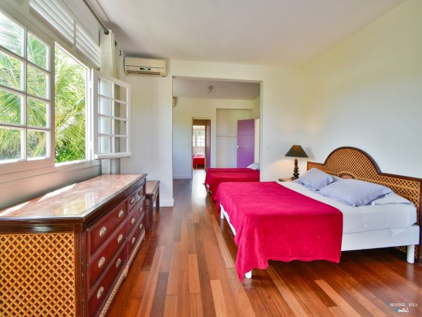 Guadeloupe Home 962613