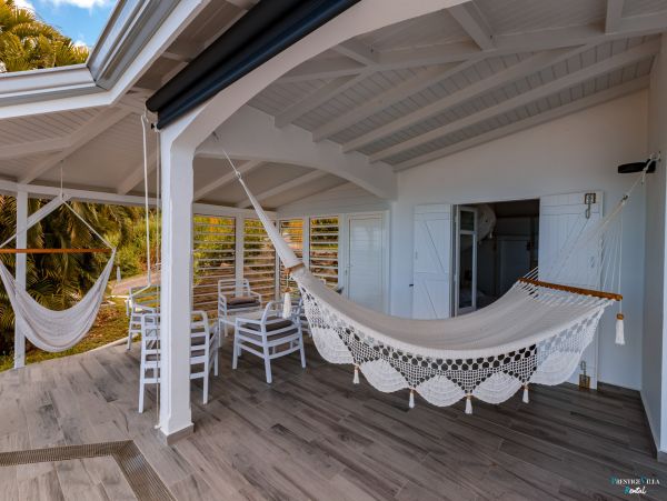 Guadeloupe Home 962616