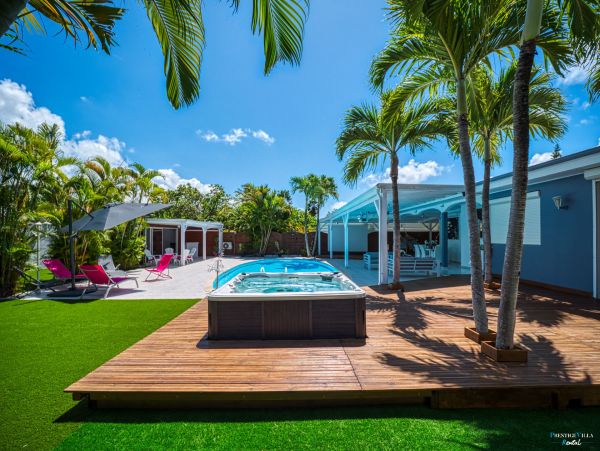 Guadeloupe Home 962617