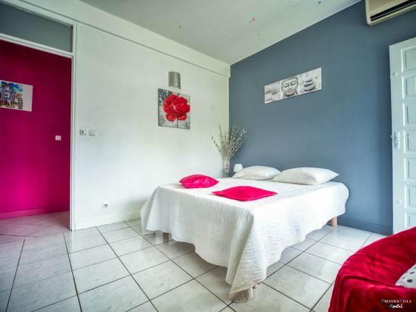 Guadeloupe Home 962617