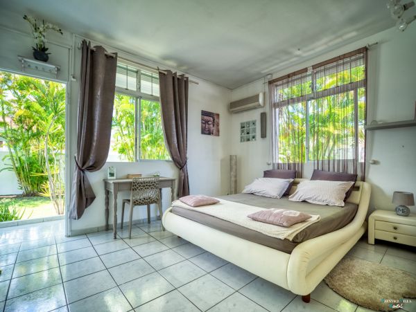 Guadeloupe Home 962617