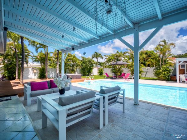 Guadeloupe Home 962617