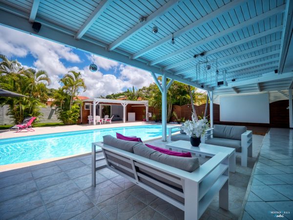 Guadeloupe Home 962617
