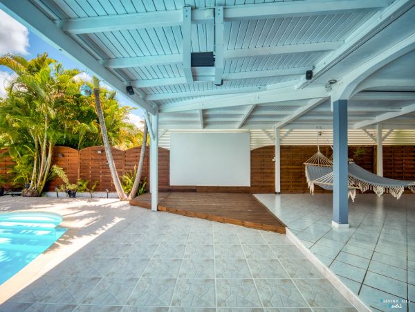 Guadeloupe Home 962617