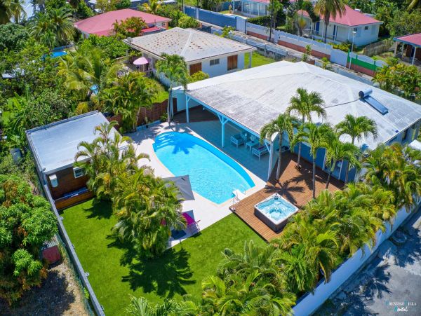 Guadeloupe Home 962617