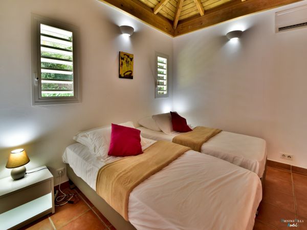 Guadeloupe Home 962618