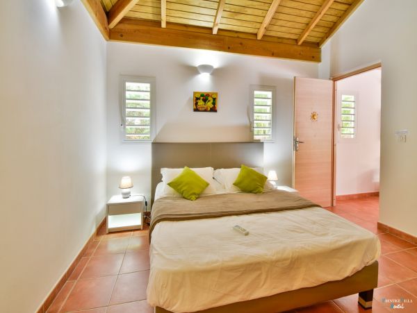 Guadeloupe Home 962618