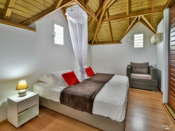 Guadeloupe Home 962618