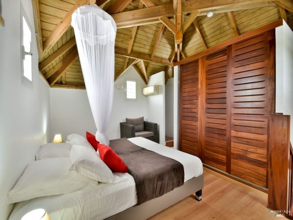 Guadeloupe Home 962618