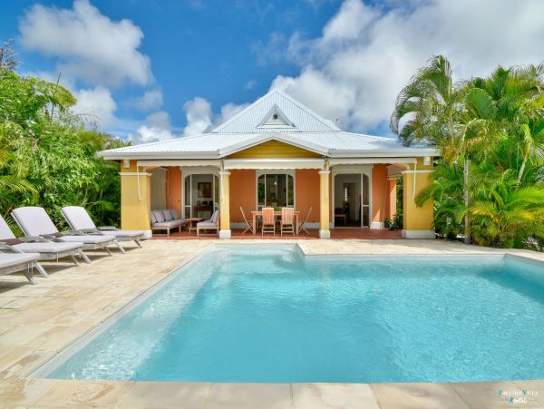Guadeloupe Home 962620
