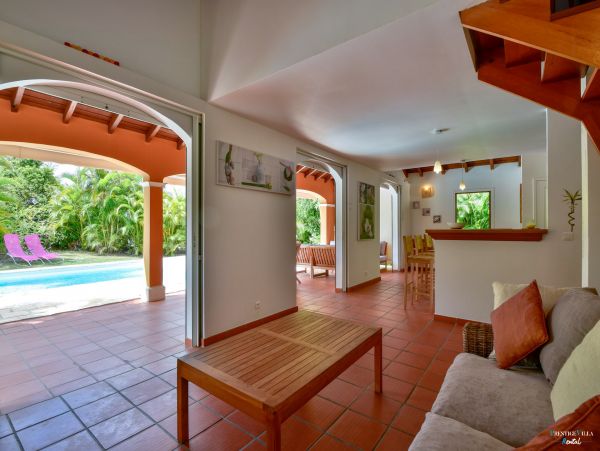 Guadeloupe Home 962620