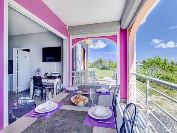 Guadeloupe Home 962621