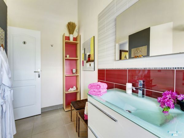 Guadeloupe Home 962621