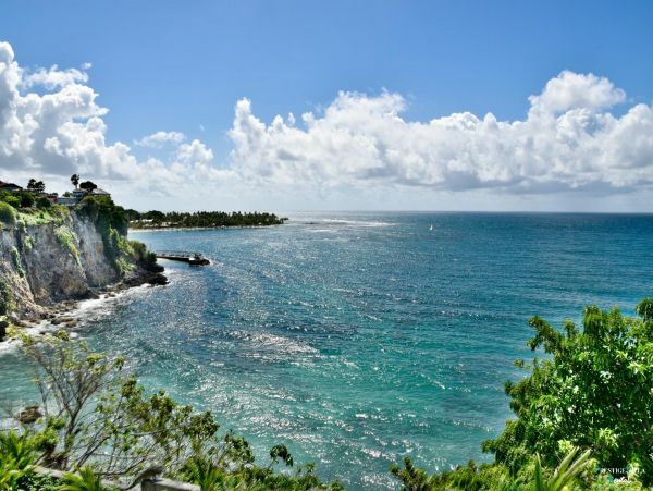 Guadeloupe Home 962622