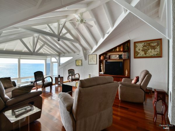 Guadeloupe Home 962622
