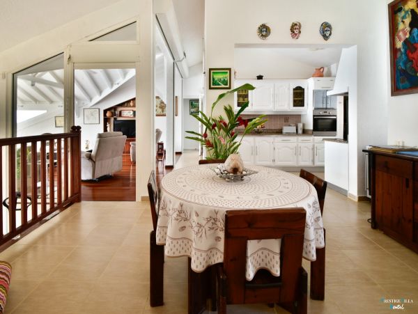 Guadeloupe Home 962622