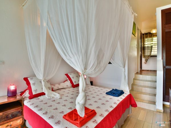 Guadeloupe Home 962622