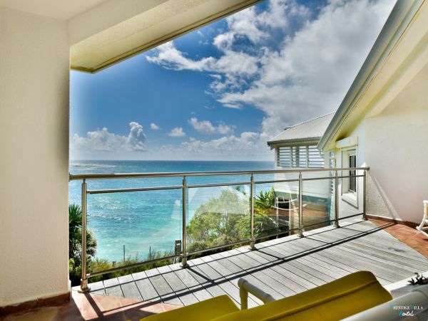 Guadeloupe Home 962622