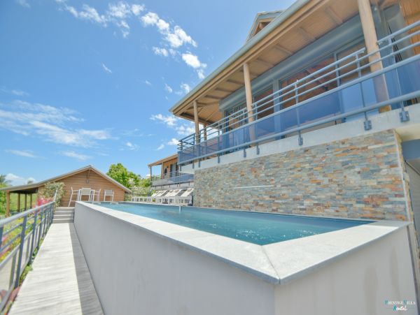 Guadeloupe Home 962623