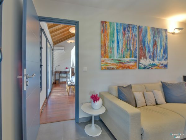 Guadeloupe Home 962623