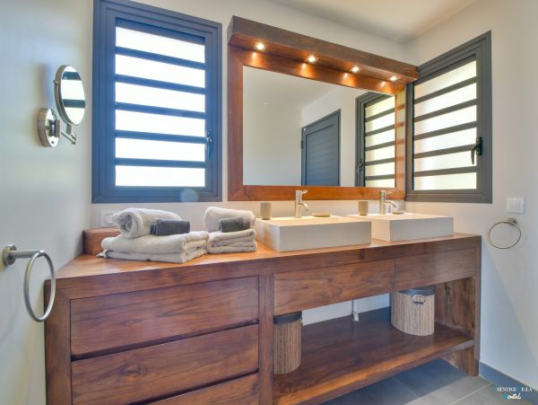 Guadeloupe Home 962623
