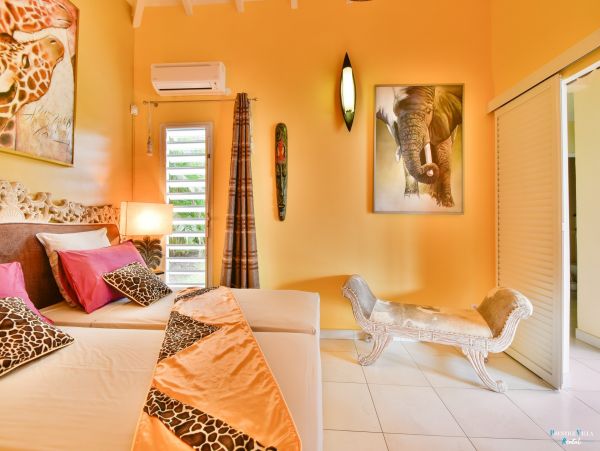 Guadeloupe Home 962624