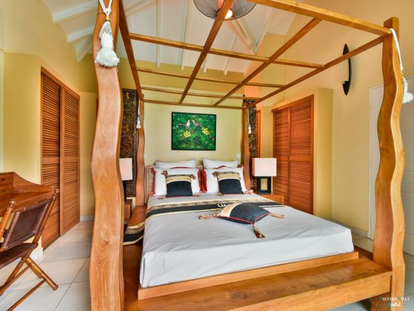 Guadeloupe Home 962624