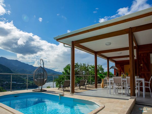Guadeloupe Home 962627