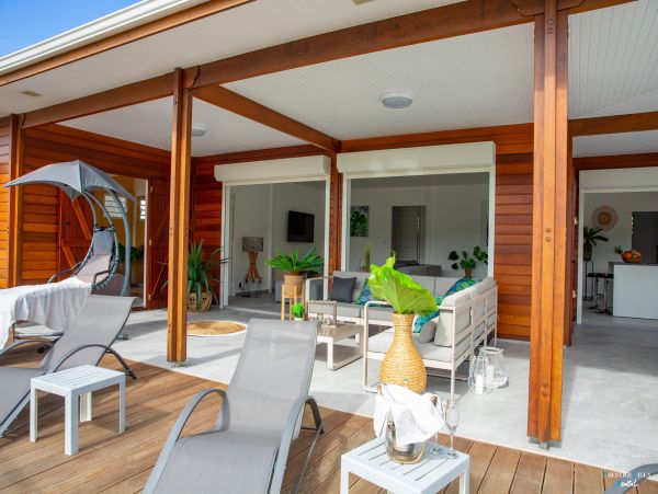 Guadeloupe Home 962627