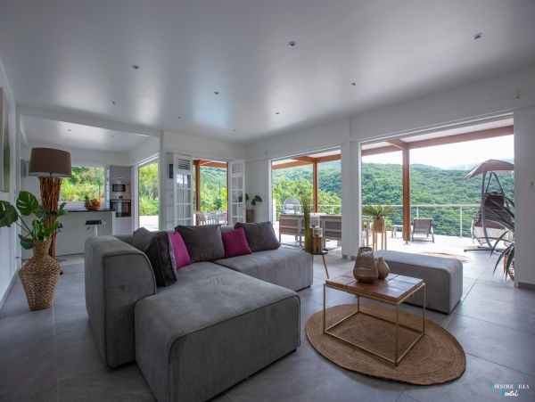 Guadeloupe Home 962627