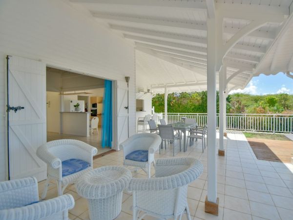 Vacation Villa Rental Walk to Beach - Luxury Guadeloupe Villa for 6 Guests with Pool