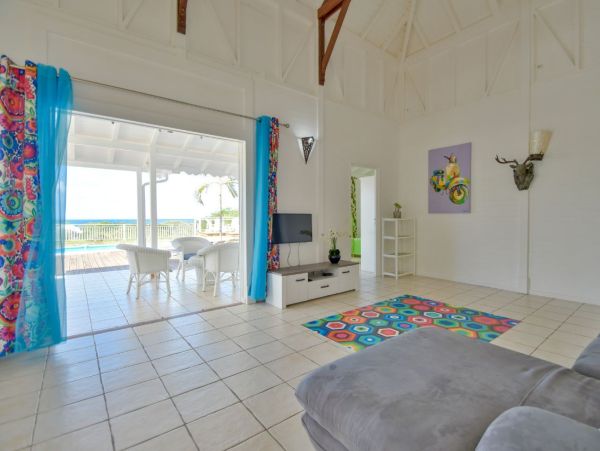 Vacation Villa Rental Walk to Beach - Luxury Guadeloupe Villa for 6 Guests with Pool