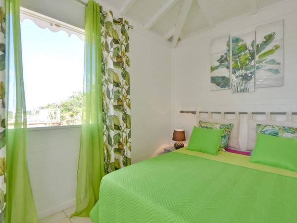 Vacation Villa Rental Walk to Beach - Luxury Guadeloupe Villa for 6 Guests with Pool
