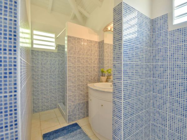 Vacation Villa Rental Walk to Beach - Luxury Guadeloupe Villa for 6 Guests with Pool