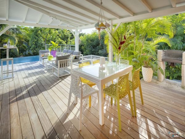 Guadeloupe Home 962631