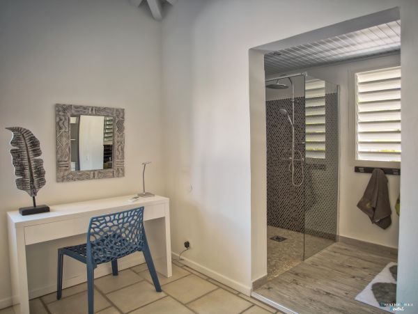 Guadeloupe Home 962631