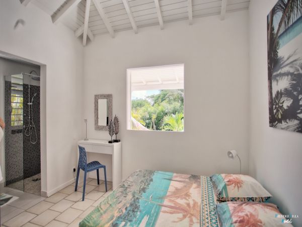 Guadeloupe Home 962631