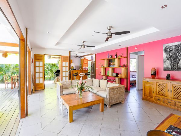 Guadeloupe Home 962634