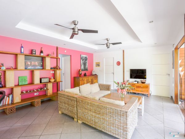 Guadeloupe Home 962634