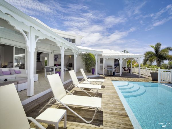 Guadeloupe Home 962636