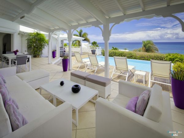 Guadeloupe Home 962636