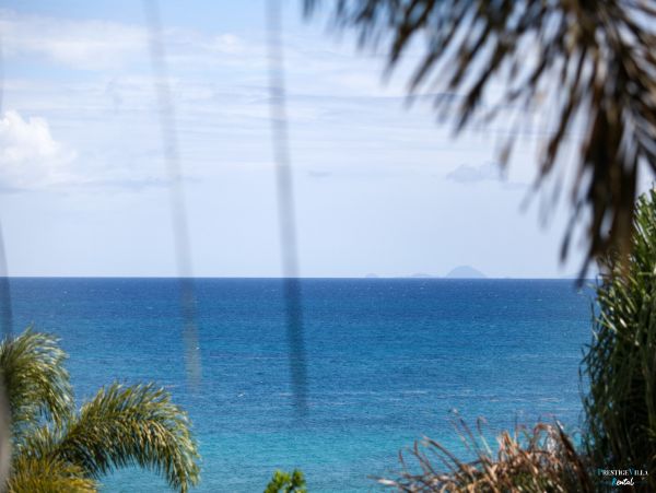 Guadeloupe Home 962636