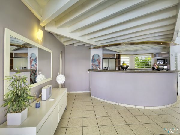 Guadeloupe Home 962636