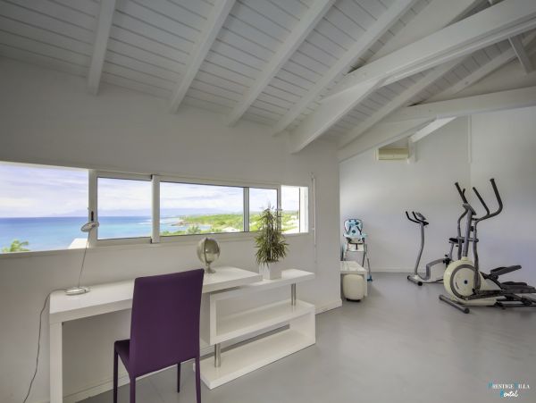 Guadeloupe Home 962636
