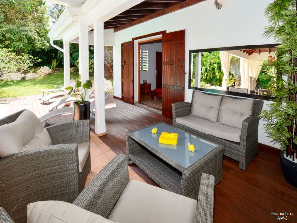 Guadeloupe Home 962638