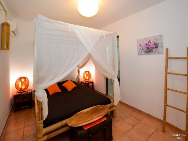 Guadeloupe Home 962638