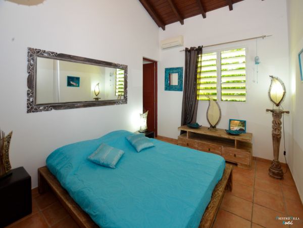Guadeloupe Home 962638