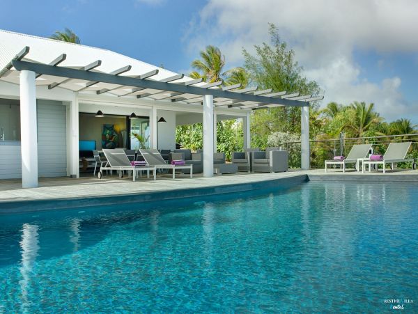 Guadeloupe Home 962640