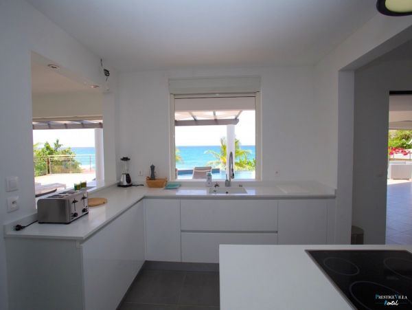 Guadeloupe Home 962640